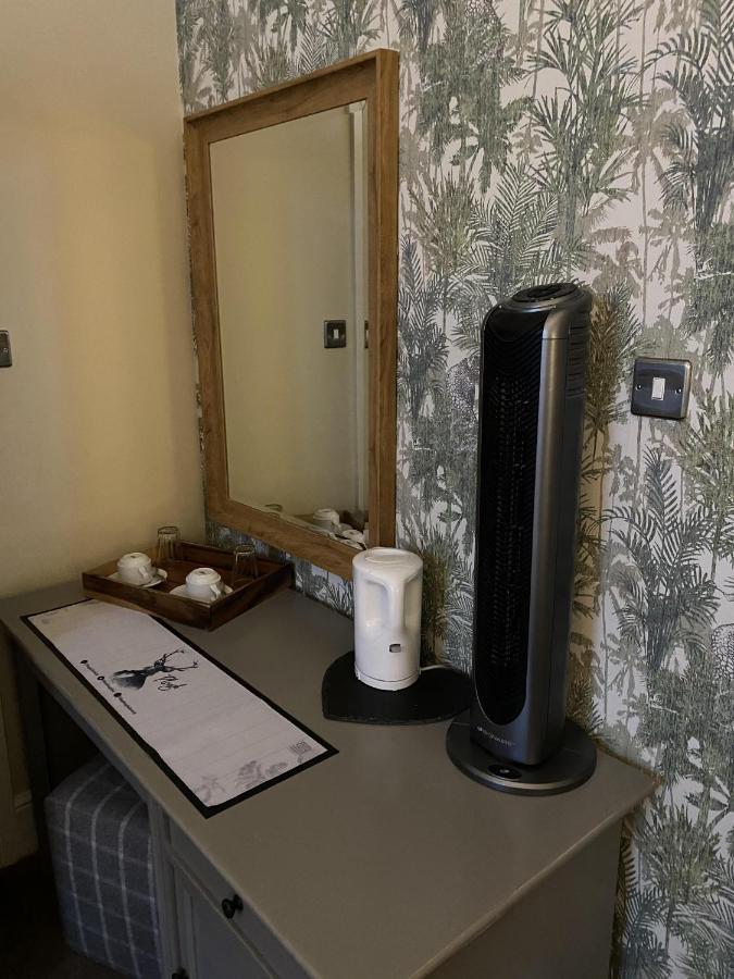 Hotel The Plough Alnwick Esterno foto
