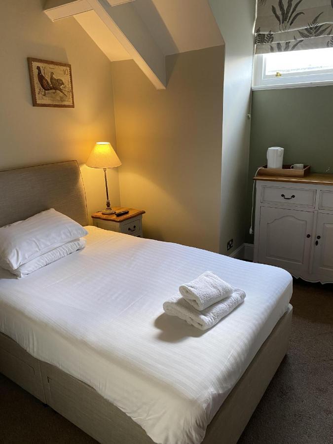 Hotel The Plough Alnwick Esterno foto