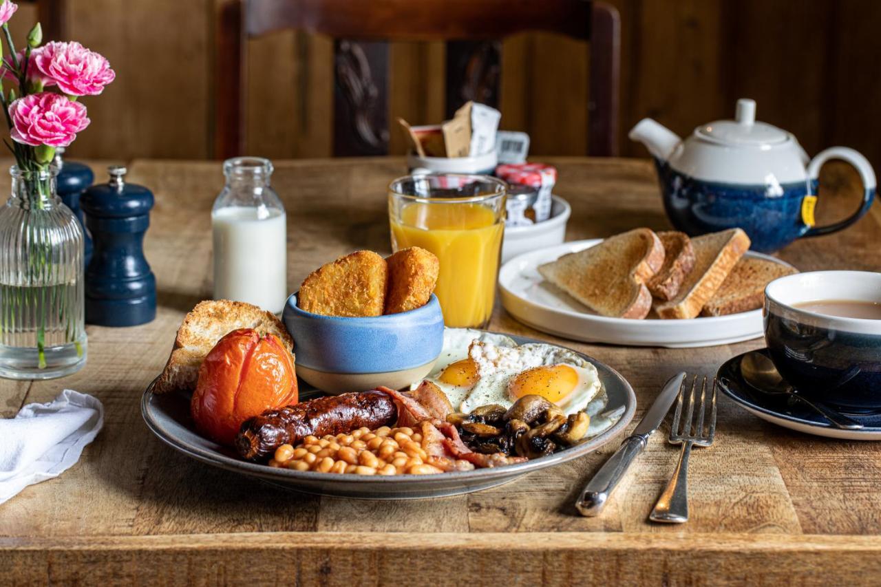 Hotel The Plough Alnwick Esterno foto